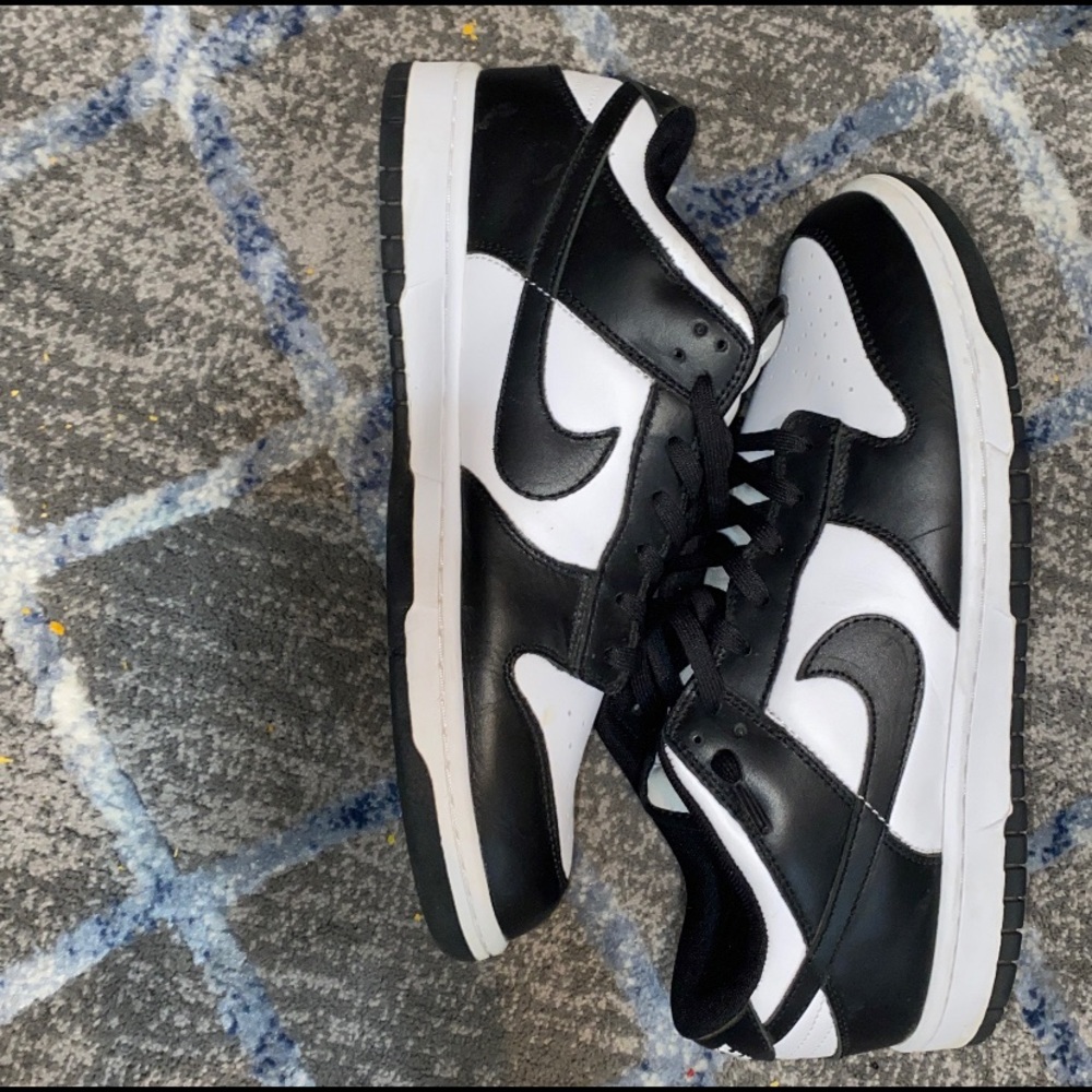 Nike Dunk Low Panda